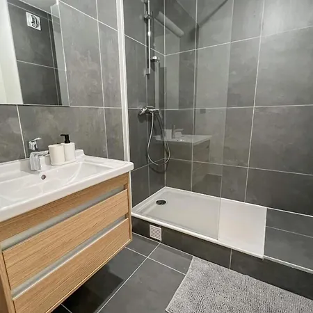 Flexliving - - Lecourbe * Parigi